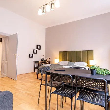 Stadthalle Oasis: Stylish 3Br Apartment In Vienna Exterior photo