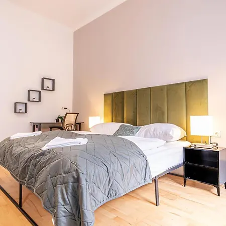 Stadthalle Oasis: Stylish 3Br Apartment In Vienna Exterior photo