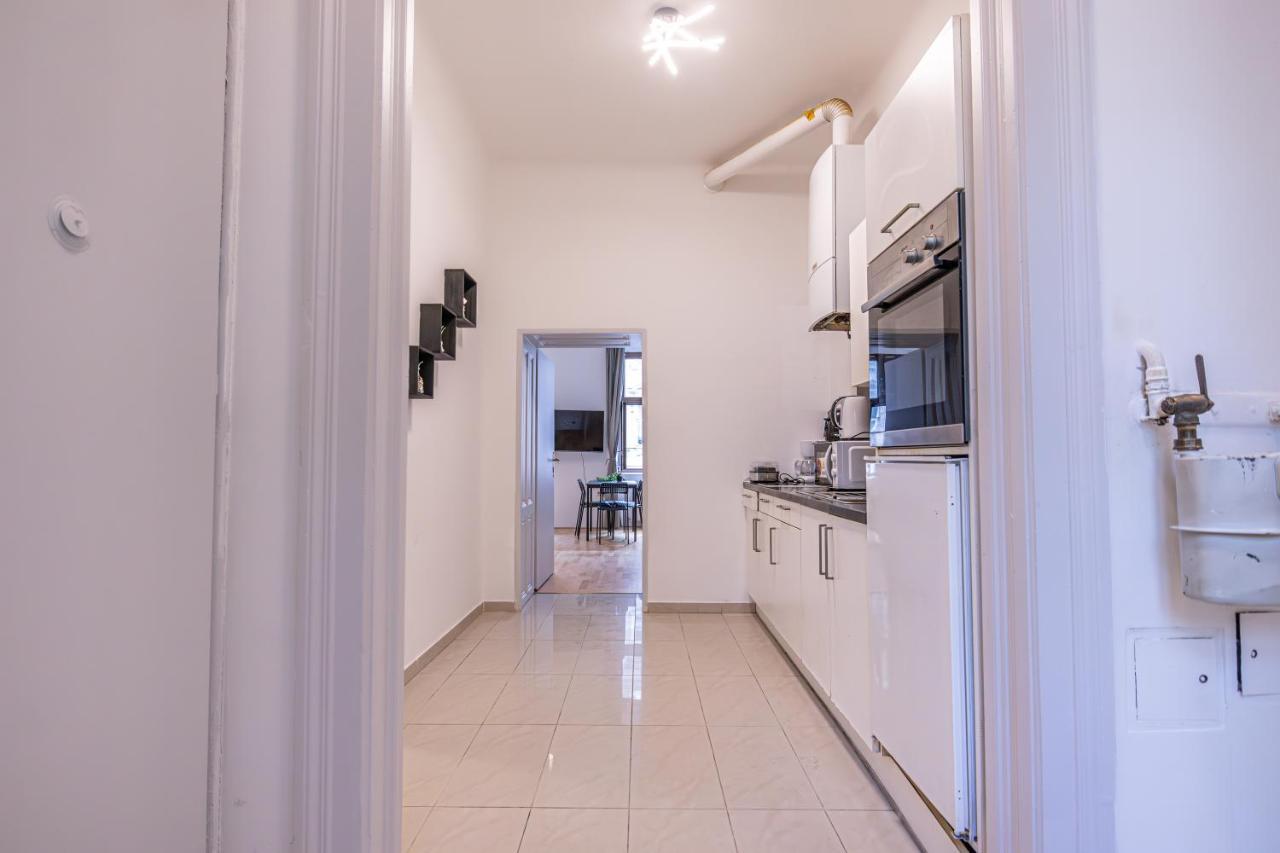 Apartment Stadthalle Oasis: Stylish 3br In *